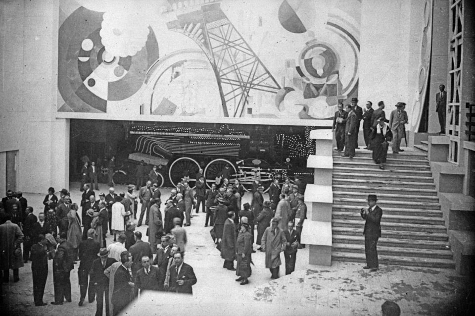 International exposition of arts and techniques, Paris 1937: the Railways pavilion, press photograph, 1937, Bibliothèque nationale de France, Stamps and photographs department, EI-13