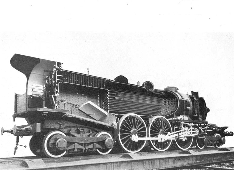 La locomotive 232 Baltic 3.1102 Nord issue de la revue RCF exposition 1937, 1937, p.67, Collection Cité du Train