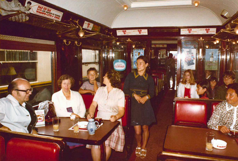 Anonymous, Interior of the restaurant car of the French Railways Museum, 4 July 1973, Cité du Train collection