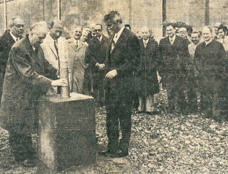 Photograph from the article Laying of the first stone: An appointment in two years’ time for the inauguration of the Railways Museum in Mulhouse, in DNA, 1 July 1974, Cité du Train collection