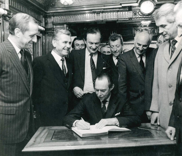 Anonymous, Visit by the Grand-Duke of Luxembourg to the museum, photograph, 20 November 1980, Cité du Train collection