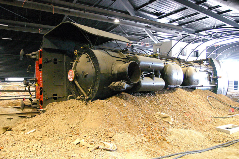 Anonymous, Construction work for the new Show Tour building in the Cité du Train, photograph, 18 June 2004, Cité du Train collection