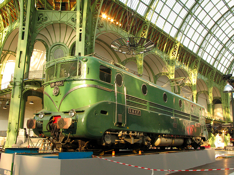 Anonyme, La BB9004 exposée au Grand Palais, Photographie, 2007, Collection Cité du Train